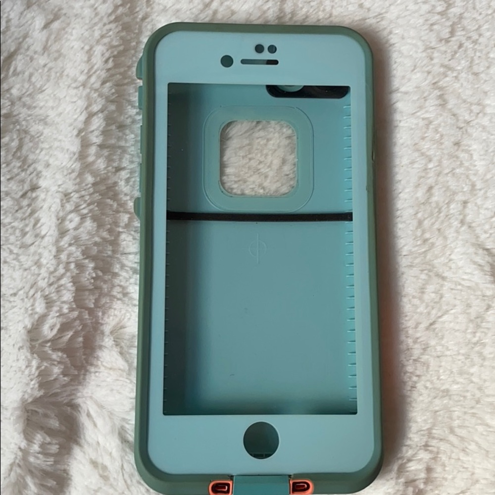iphone 7/8 Lifeproof case